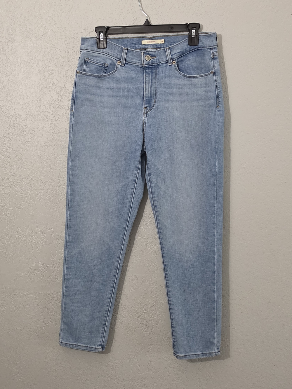 Levi's Classic Crop Light Wash Mid Rise Jeans Stretch Denim Womens 8